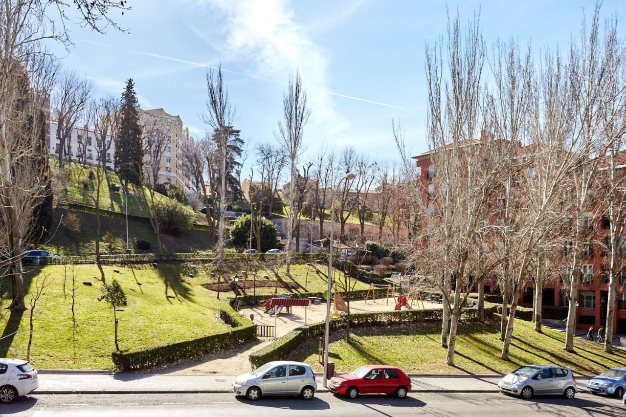 Apartmán Downtown La Latina Grupos, By Monaro***** Madrid Exteriér fotografie