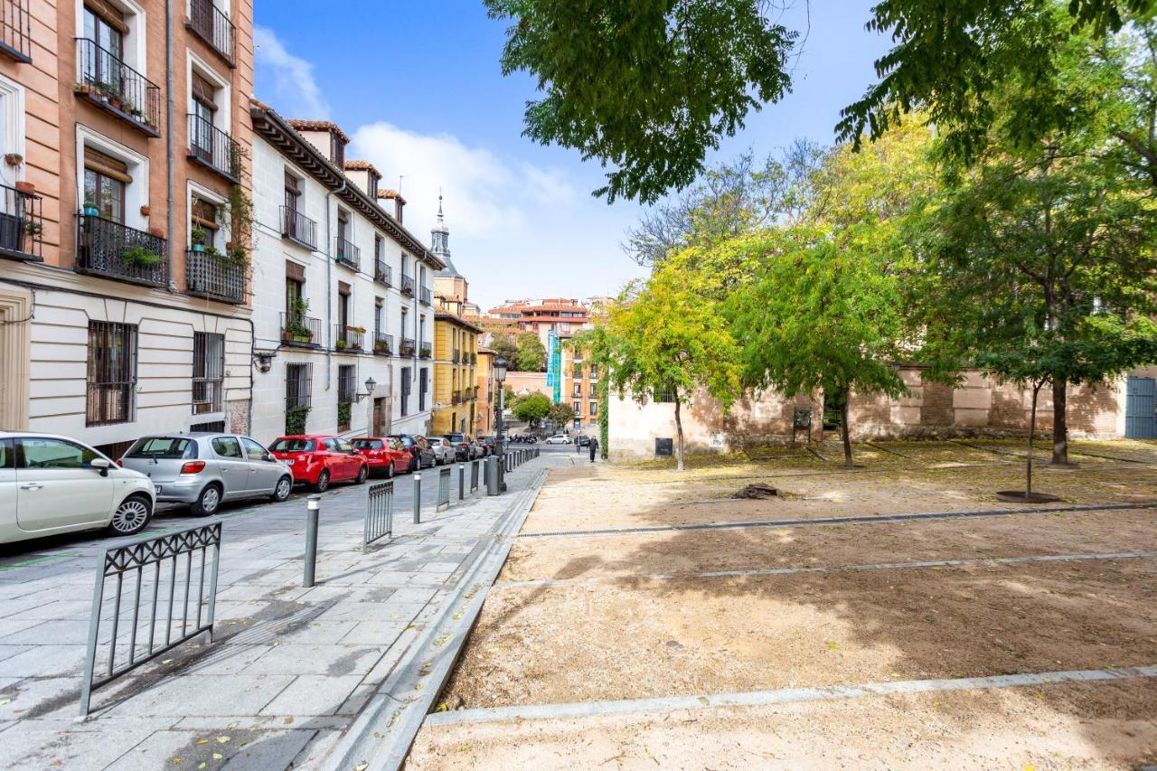 Apartmán Downtown La Latina Grupos, By Monaro***** Madrid Exteriér fotografie